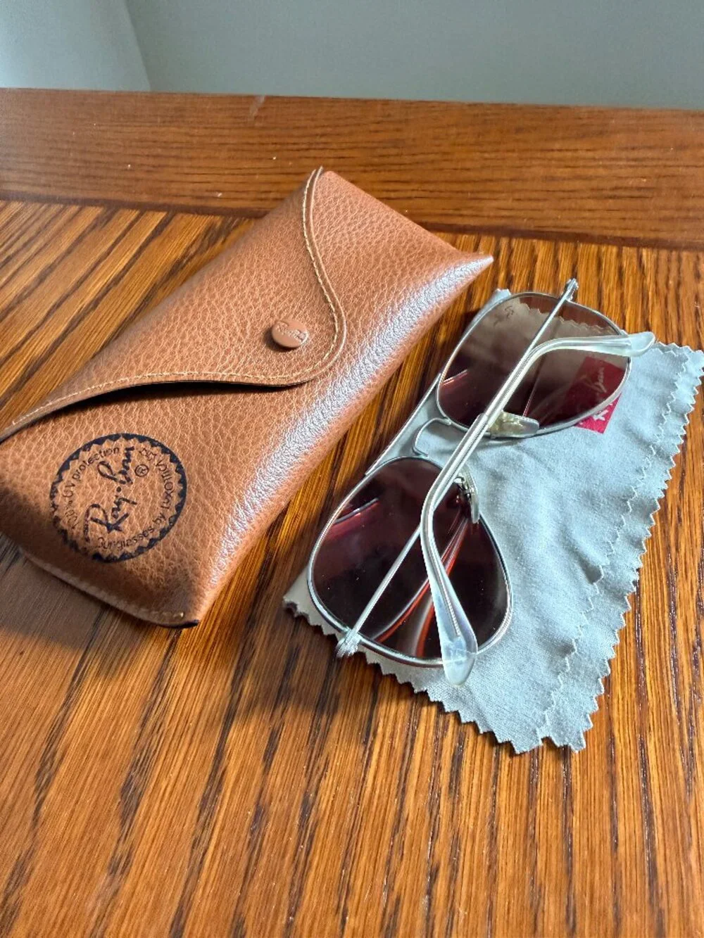 Ray-Ban Aviator Sunglasses in Baby Pink Chrome/Silver + Case - RB3025 Large